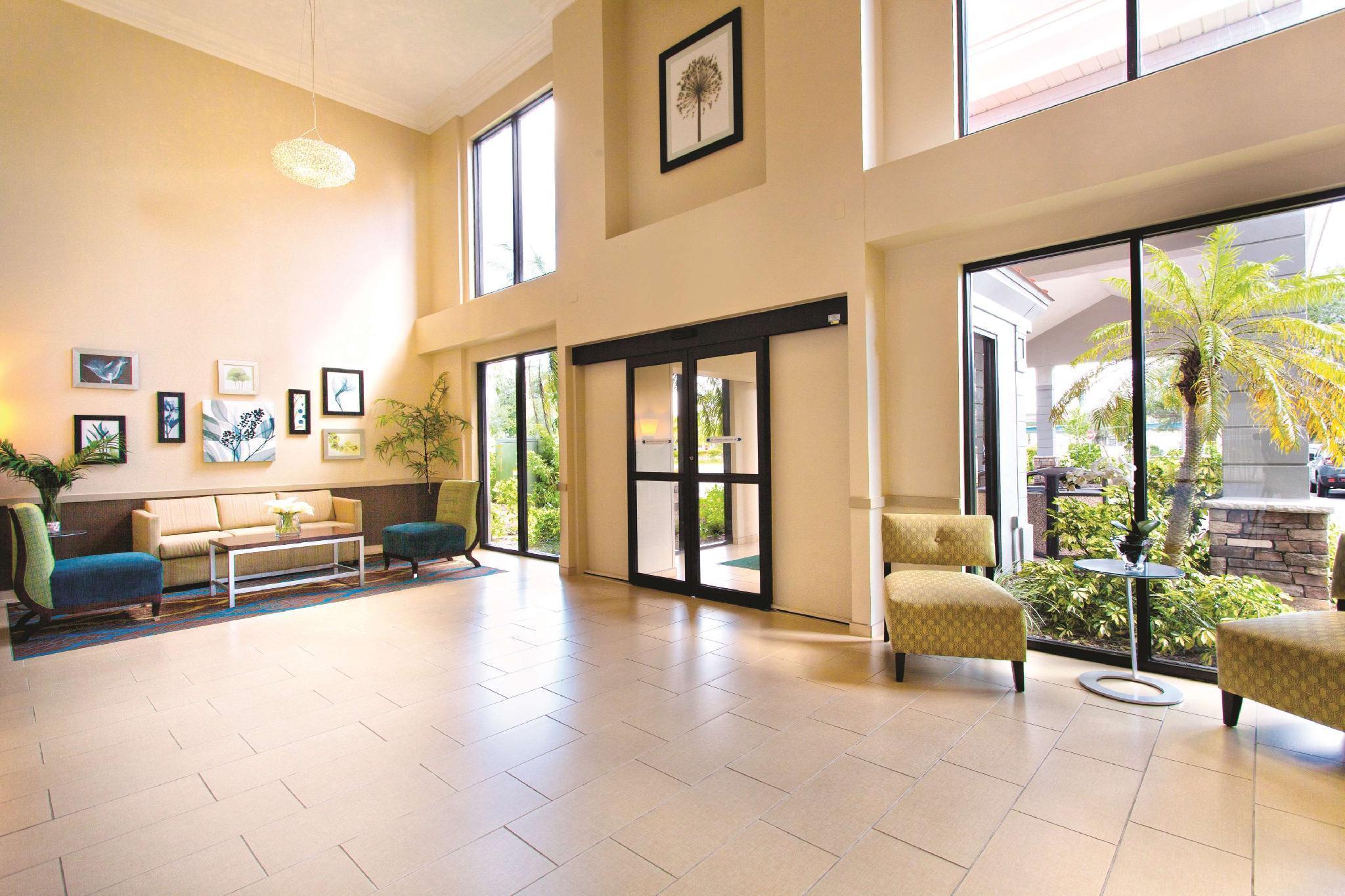 La Quinta By Wyndham Bonita Springs Naples North Hotel Eksteriør billede