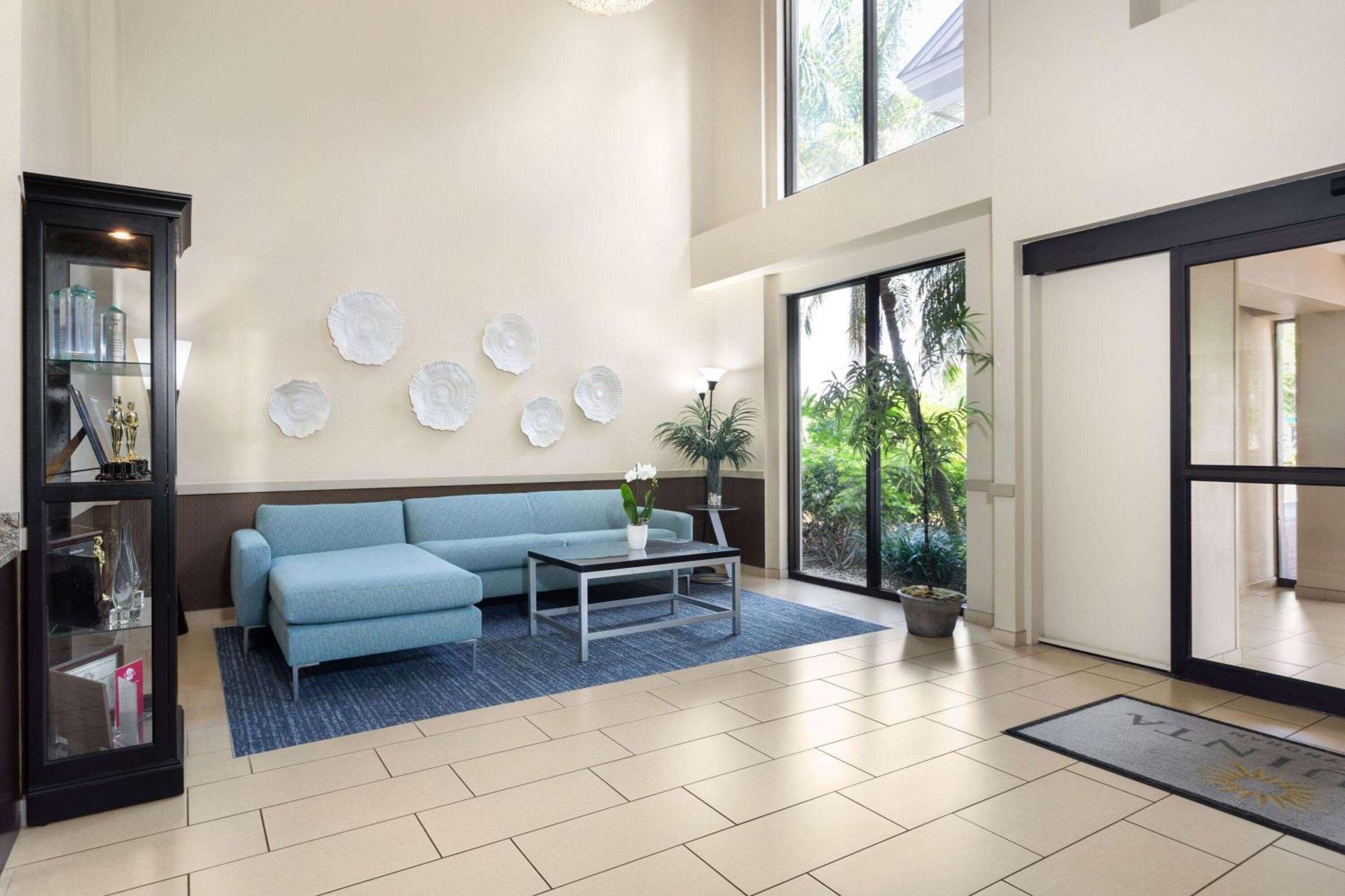 La Quinta By Wyndham Bonita Springs Naples North Hotel Eksteriør billede