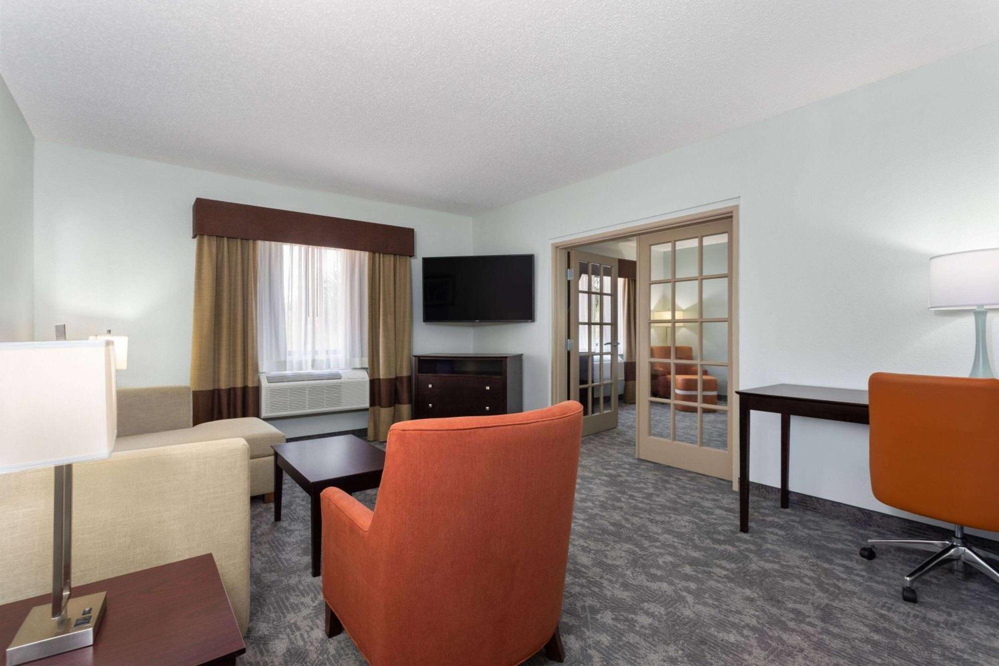 La Quinta By Wyndham Bonita Springs Naples North Hotel Eksteriør billede